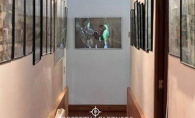 Casa sólida en sector tradicional de Santo Domingo