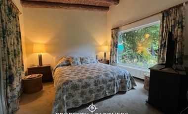 Casa sólida en sector tradicional de Santo Domingo