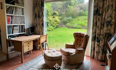 Casa sólida en sector tradicional de Santo Domingo