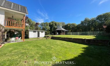 Casa con Ubicación central, en sector tradicional