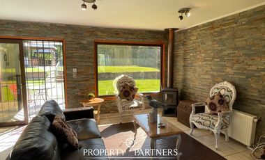 Casa con Ubicación central, en sector tradicional