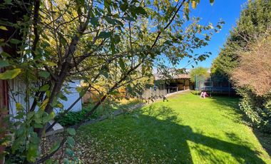 En venta amplia casa en sector Balmaceda