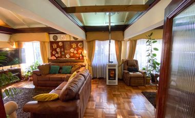 En venta amplia casa en sector Balmaceda