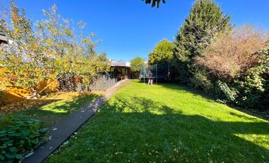 En venta amplia casa en sector Balmaceda