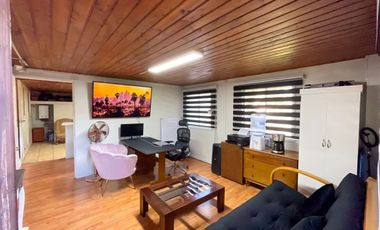 En venta amplia casa en sector Balmaceda