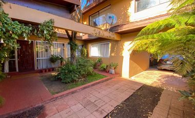 En venta amplia casa en sector Balmaceda