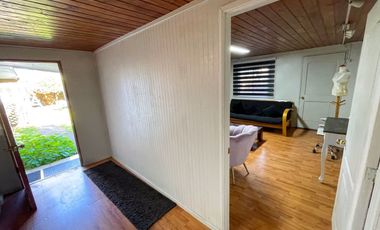 En venta amplia casa en sector Balmaceda