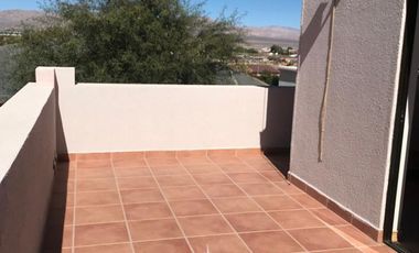 Condominio DaVinci, casa de 6 habitaciones con piscina