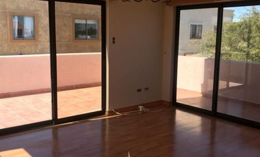 Condominio DaVinci, casa de 6 habitaciones con piscina