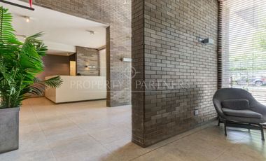 Luminoso departamento en barrio residencial a pasos de Metro Los Leones, Providencia