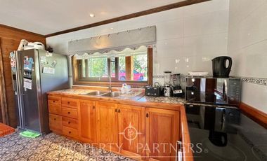 Hermosa casa en parcela