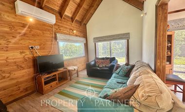 Hermosa casa en parcela