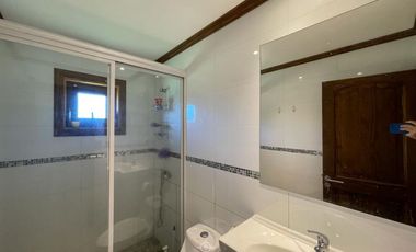 Hermosa casa en parcela