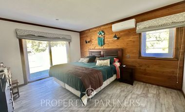 Hermosa casa en parcela