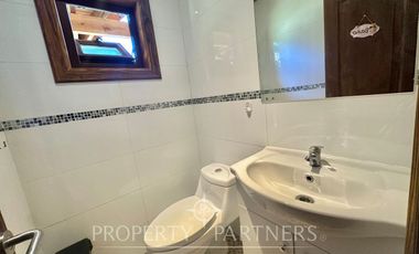 Hermosa casa en parcela