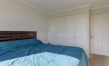 Casa de 5 dormitorios con 2 estacionamientos en Las Tinajas/Santa Sofia, cercano a cerro Panul