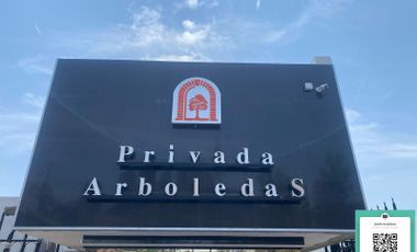 Venta Terrenos, Privada Arboledas, (Cerca Holiday Inn Qro) Qro76. $2.6 mdp