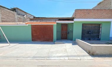Se vende casa en Tablada Zona Antigua  - VMT