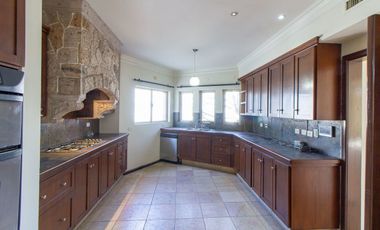 Casa en Venta en San Pedro Garza Garcia, N.L.