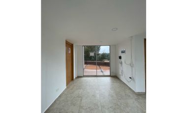 SE VENDE APARTAMENTO Y/O LOCAL TIPO DUPLEX PRIMER PISO EN LA CEJA