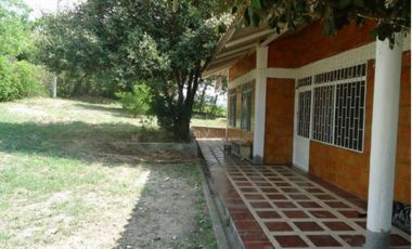 Vendo casa campestre en Barzalosa, Giaradot