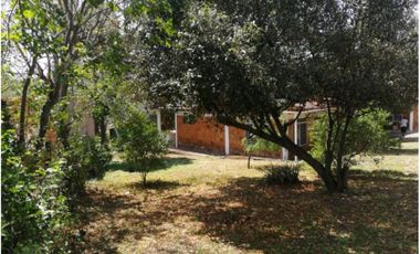 Vendo casa campestre en Barzalosa, Giaradot