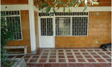 Vendo casa campestre en Barzalosa, Giaradot