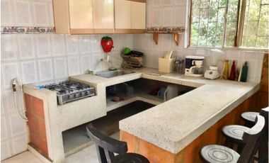 Vendo casa campestre en Barzalosa, Giaradot