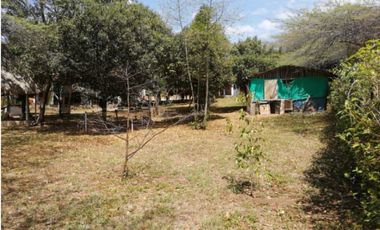 Vendo casa campestre en Barzalosa, Giaradot