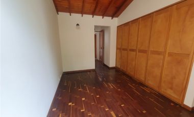 Casa  en Arriendo Envigado Sector Loma el Esmeraldal