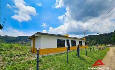 Finca a 10 min de la vía La Romelia-El Pollo, Alto del Nudo