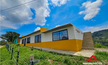 Finca a 10 min de la vía La Romelia-El Pollo, Alto del Nudo