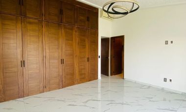 Casa  en Venta remodelada en Residencial Victoria