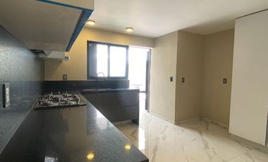 Casa  en Venta remodelada en Residencial Victoria