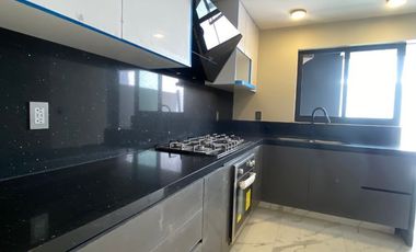 Casa  en Venta remodelada en Residencial Victoria