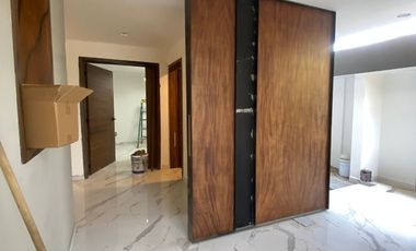 Casa  en Venta remodelada en Residencial Victoria