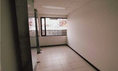 LOCAL EN ARRIENDO 472 M2 GALERIAS