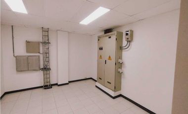 LOCAL EN ARRIENDO 472 M2 GALERIAS