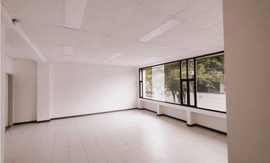 LOCAL EN ARRIENDO 472 M2 GALERIAS