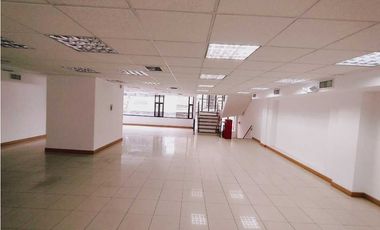LOCAL EN ARRIENDO 472 M2 GALERIAS