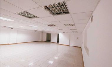 LOCAL EN ARRIENDO 472 M2 GALERIAS