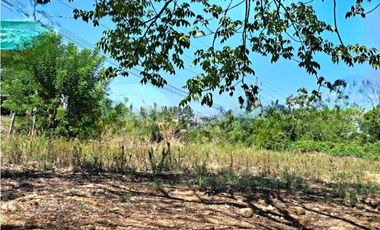 VENDO TERRENO DE ESQUINA - INTERAMERICANA