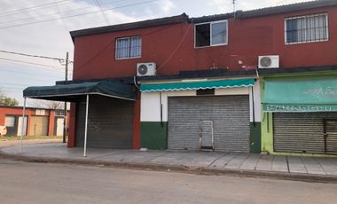 Locales y departamentos en venta en Moreno