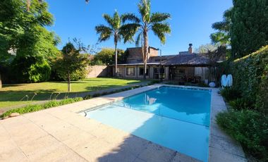 Chalet en venta en Burzaco Este