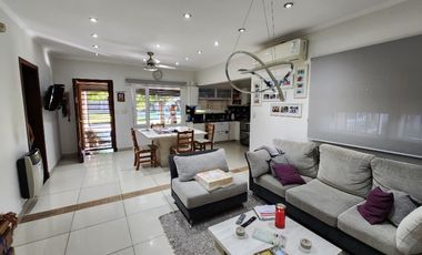 Chalet en venta en Burzaco Este