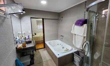 Chalet en venta en Burzaco Este