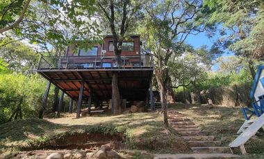 CASA 3 DORM VENTA O PERMUTA VALLE HERMOSO 700 M2