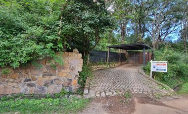 CASA 3 DORM VENTA O PERMUTA VALLE HERMOSO 700 M2