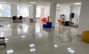ARRIENDO de OFICINAS en MedellÃ­n