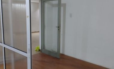 Alquiler Local u Oficina Galería Comercial z/Cañada en Centro $78.647 finales.